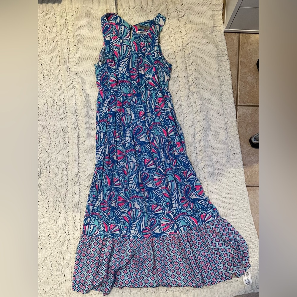 Super cute, long, sleeveless Lilly Pulitzer girls dress!